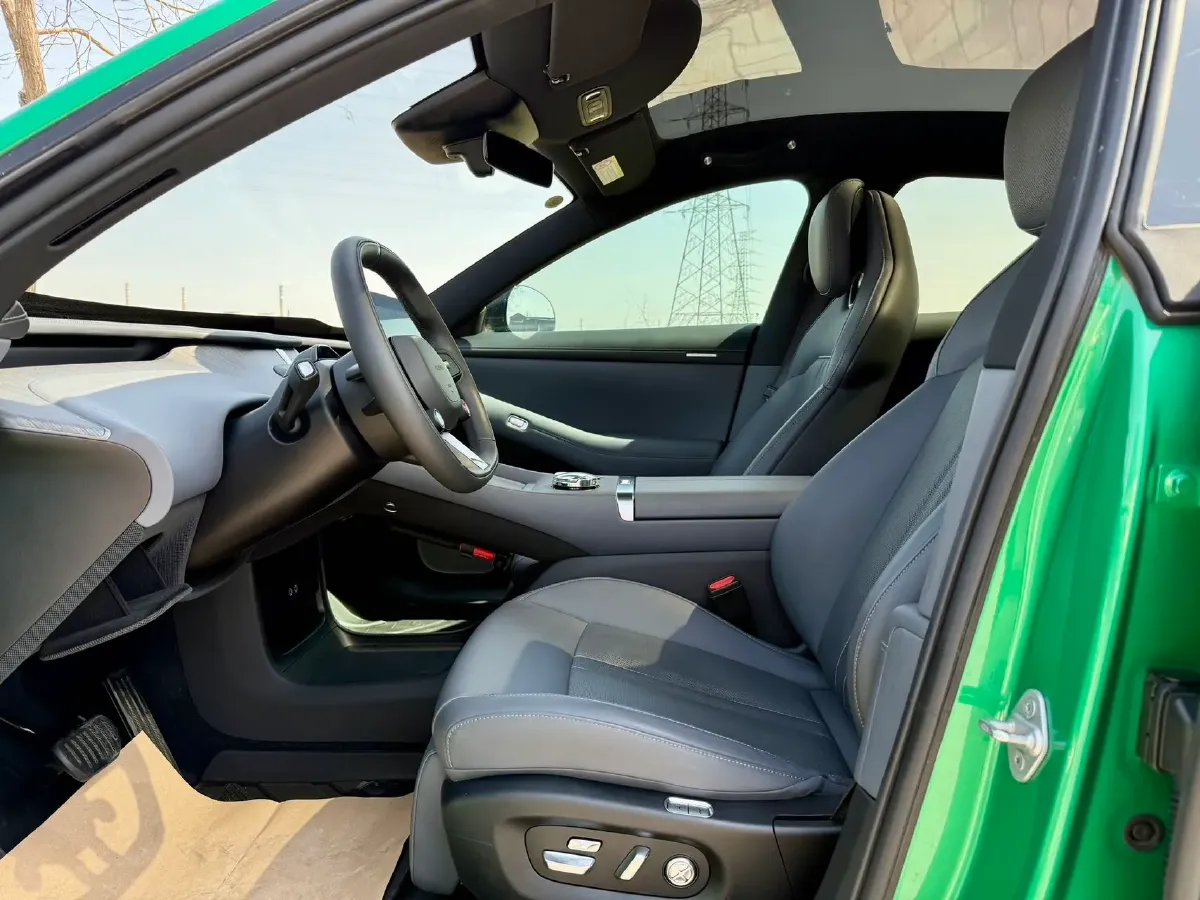 2025 MI YU7 BEV 96.3KWH,autocango,china used car exporter,china ev exporter,chinese used car exporter,chinese used ev exporter