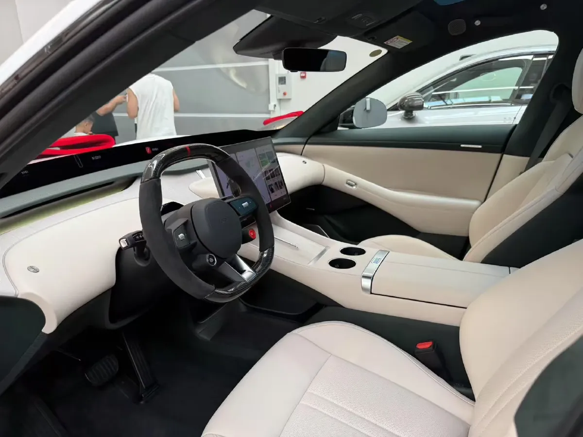 2025 MI YU7 BEV 101.7KWH,autocango,china used car exporter,china ev exporter,chinese used car exporter,chinese used ev exporter