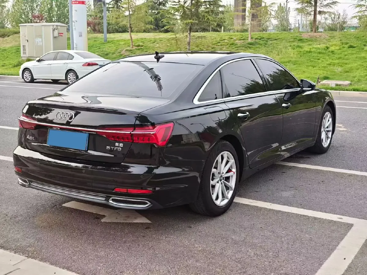 2019 Audi A6L 2.0T 190HP L4 7DCT,autocango,china used car exporter,china ev exporter,chinese used car exporter,chinese used ev exporter