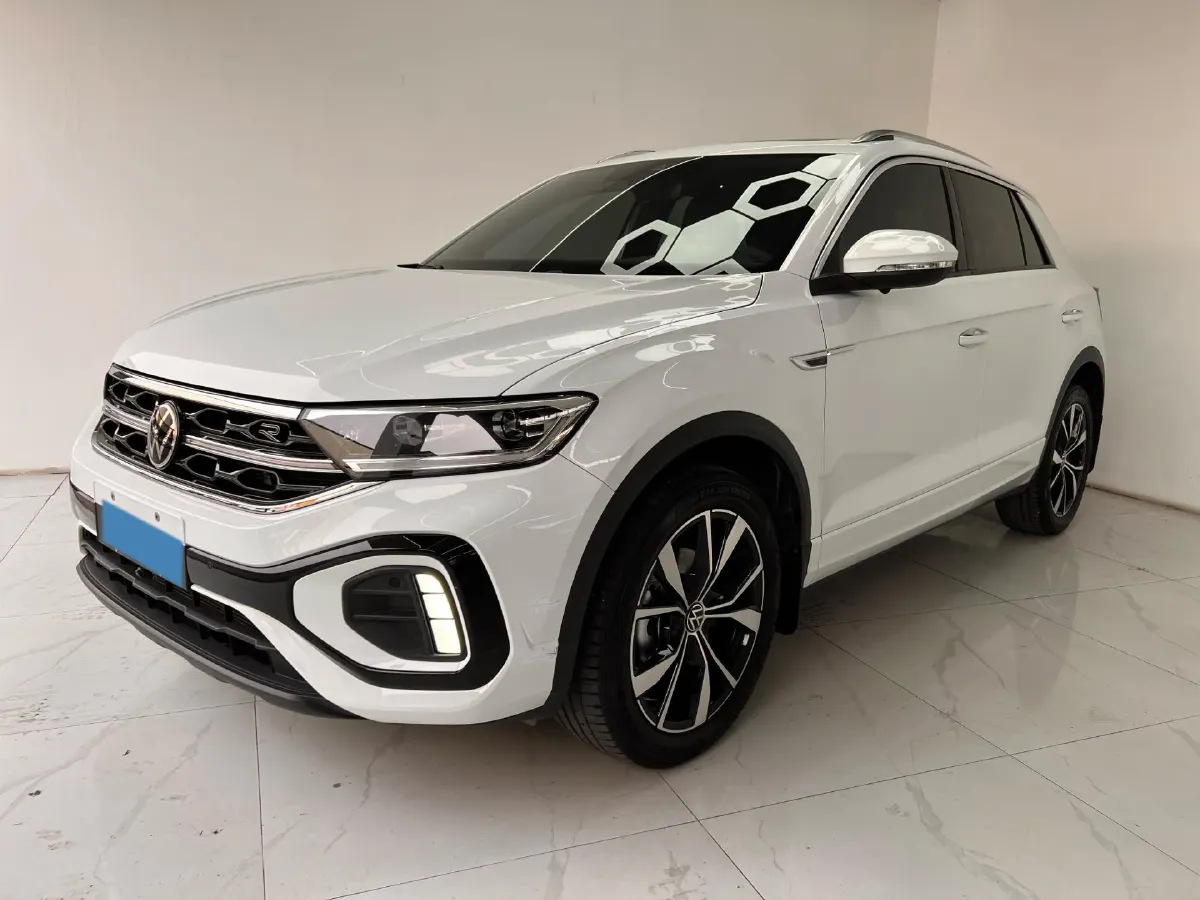 2023 Volkswagen T-Roc 1.5T 160HP L4 7DCT,autocango,china used car exporter,china ev exporter,chinese used car exporter,chinese used ev exporter