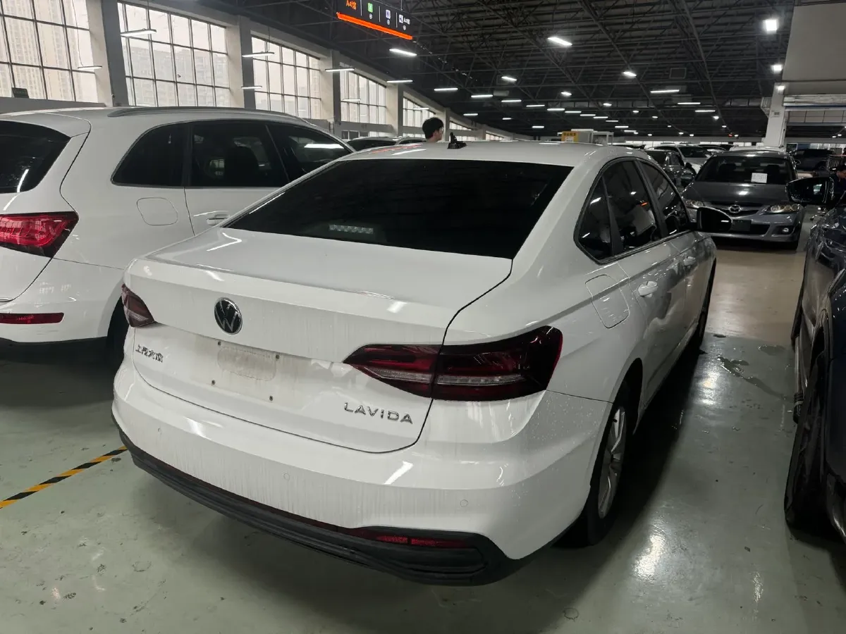 2024 Volkswagen Lavida 1.5L 110HP L4 6AT,autocango,china used car exporter,china ev exporter,chinese used car exporter,chinese used ev exporter