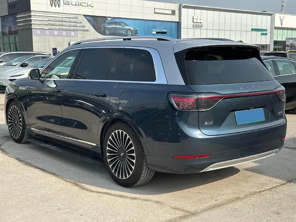 2024 AITO AITO M9 1.5T 152HP L4 REEV 42KWH,autocango,china used car exporter,china ev exporter,chinese used car exporter,chinese used ev exporter