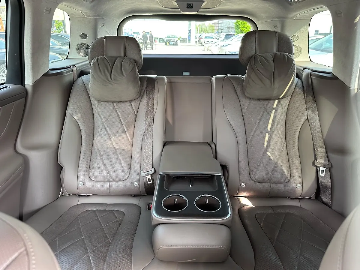 2024 AITO AITO M9 1.5T 152HP L4 REEV 42KWH,autocango,china used car exporter,china ev exporter,chinese used car exporter,chinese used ev exporter