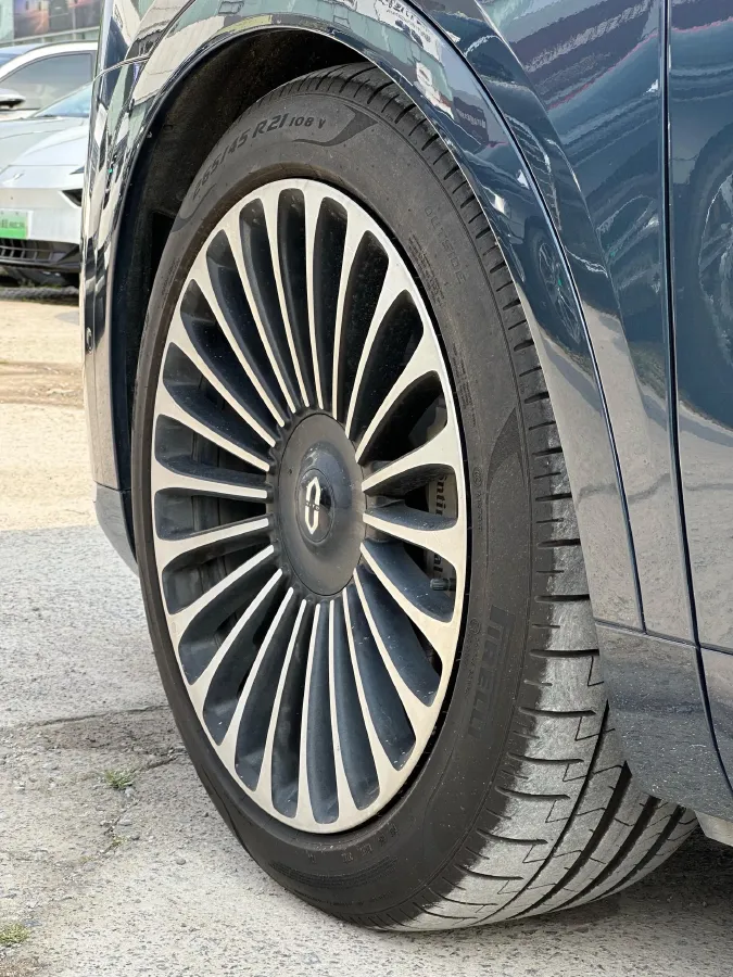 2024 AITO AITO M9 1.5T 152HP L4 REEV 42KWH,autocango,china used car exporter,china ev exporter,chinese used car exporter,chinese used ev exporter