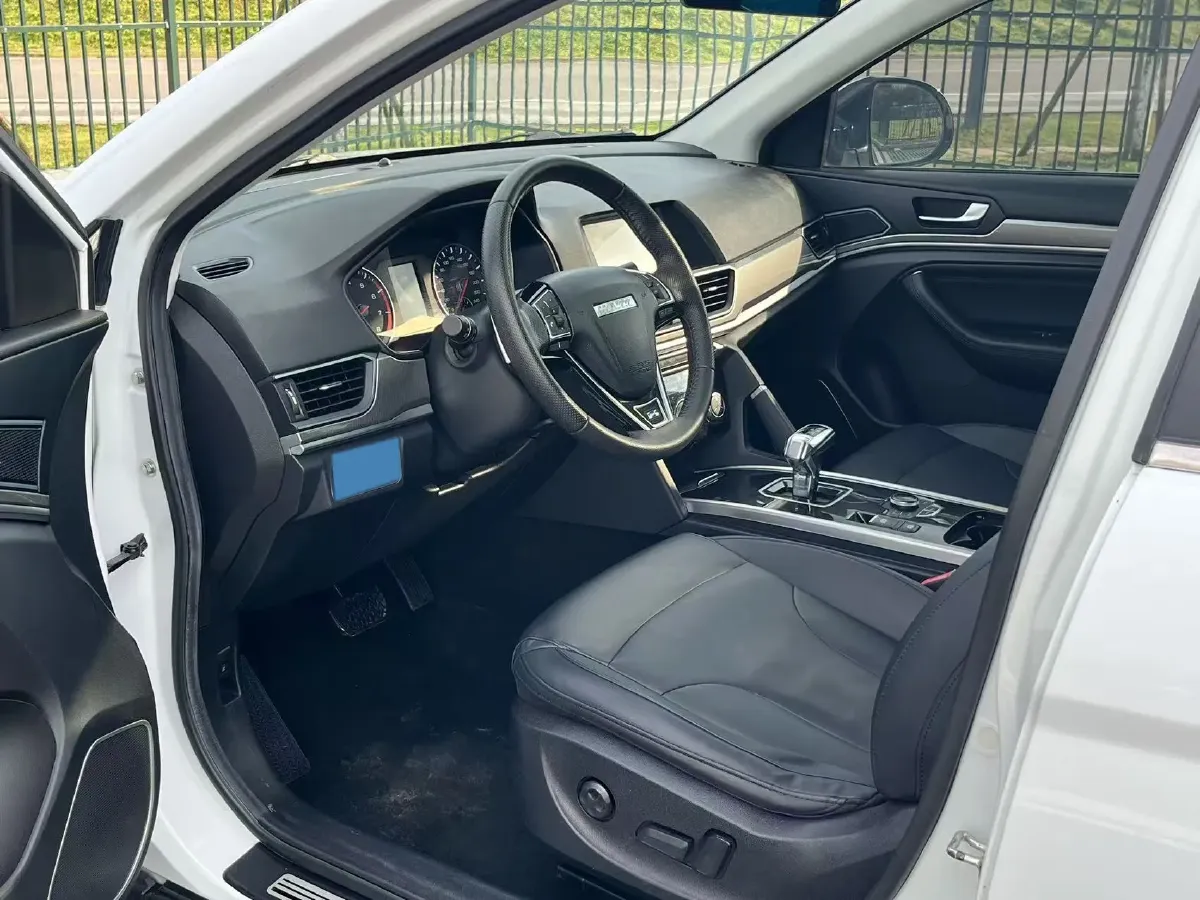 2018 Haval H6 1.5T 150HP L4 7DCT,autocango,china used car exporter,china ev exporter,chinese used car exporter,chinese used ev exporter