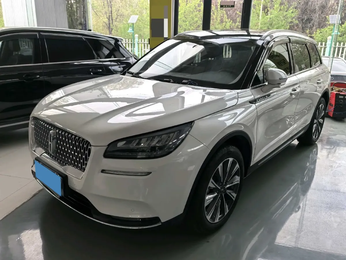 2022 Lincoln Corsair 2.0T 245HP L4 8AT,autocango,china used car exporter,china ev exporter,chinese used car exporter,chinese used ev exporter