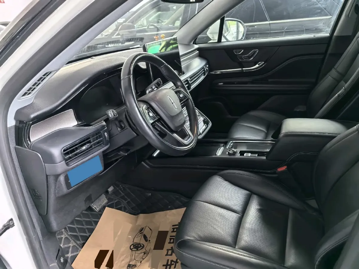 2022 Lincoln Corsair 2.0T 245HP L4 8AT,autocango,china used car exporter,china ev exporter,chinese used car exporter,chinese used ev exporter