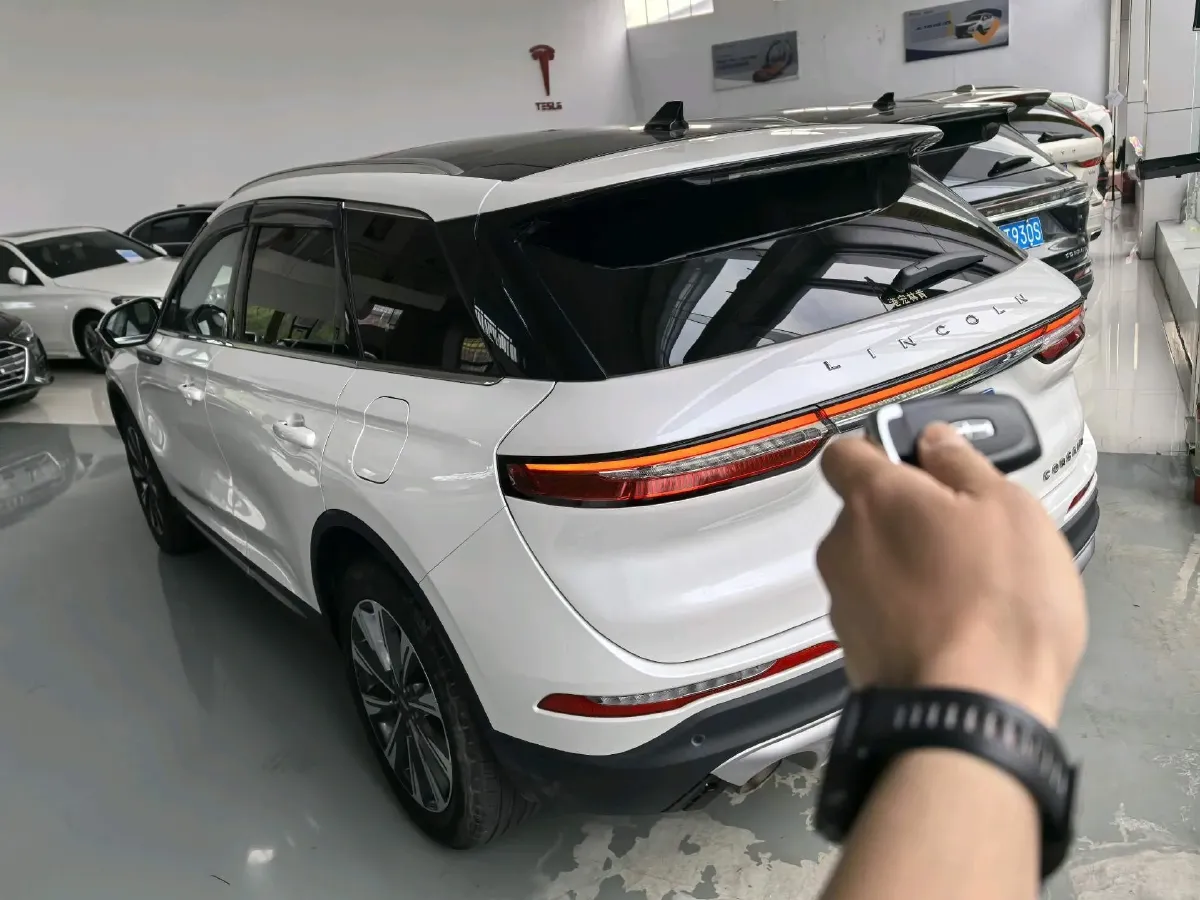 2022 Lincoln Corsair 2.0T 245HP L4 8AT,autocango,china used car exporter,china ev exporter,chinese used car exporter,chinese used ev exporter