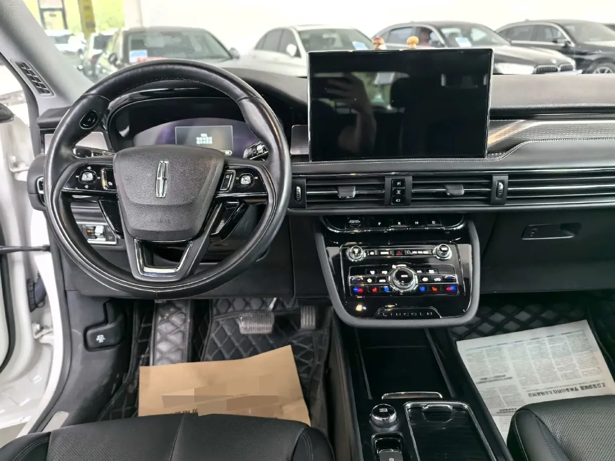 2022 Lincoln Corsair 2.0T 245HP L4 8AT,autocango,china used car exporter,china ev exporter,chinese used car exporter,chinese used ev exporter