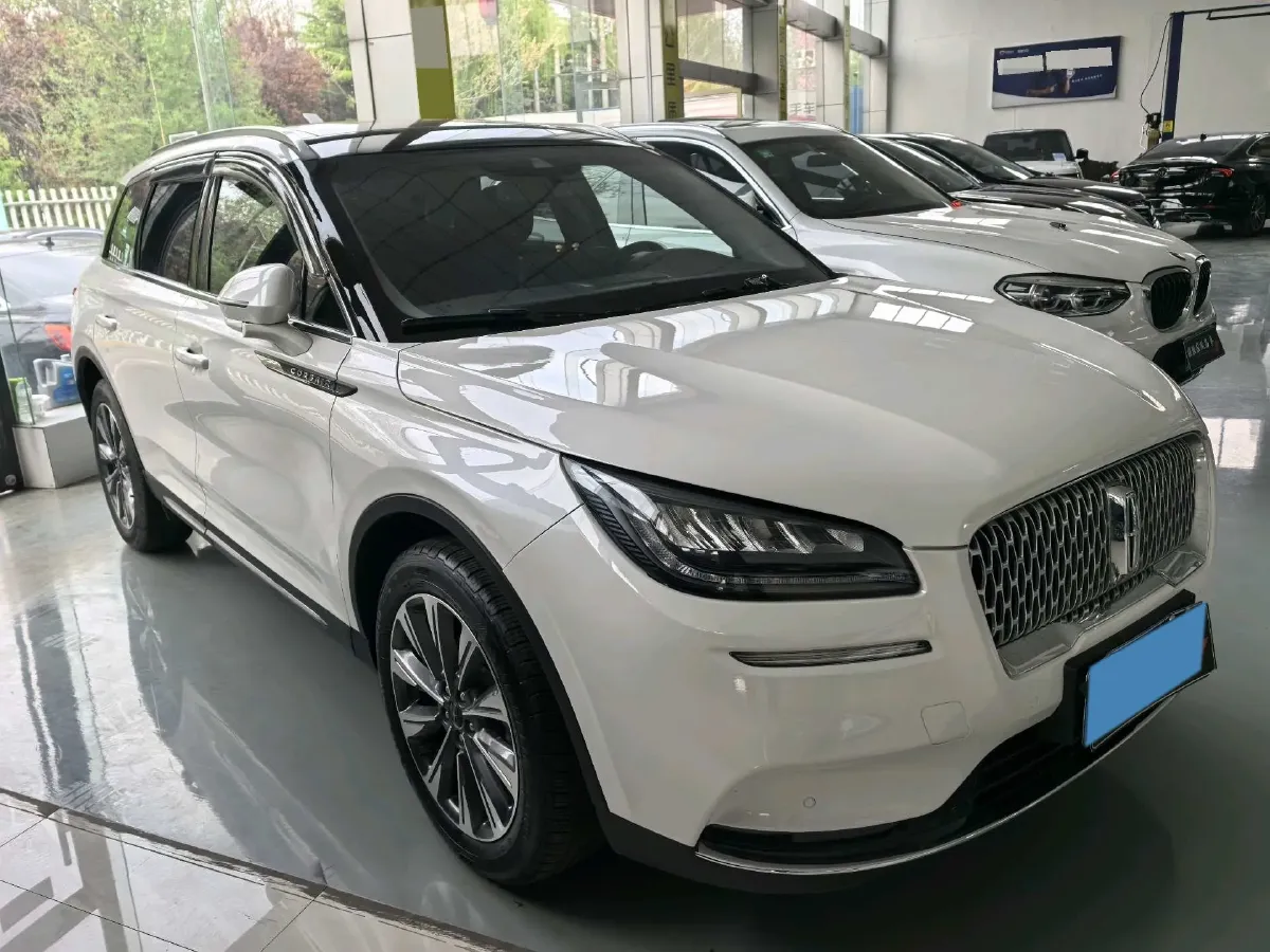 2022 Lincoln Corsair 2.0T 245HP L4 8AT,autocango,china used car exporter,china ev exporter,chinese used car exporter,chinese used ev exporter