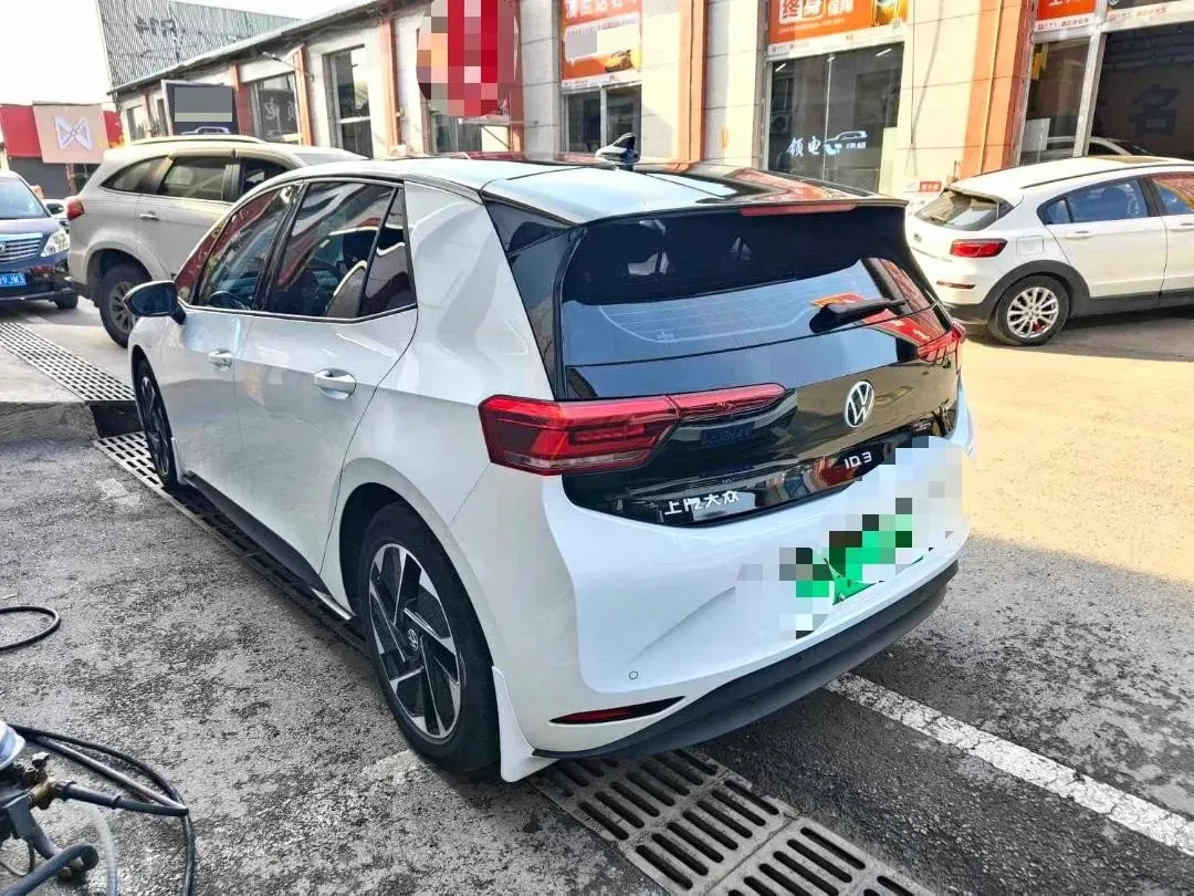 2025 Volkswagen ID.3 BEV 52.8KWH,autocango,china used car exporter,china ev exporter,chinese used car exporter,chinese used ev exporter