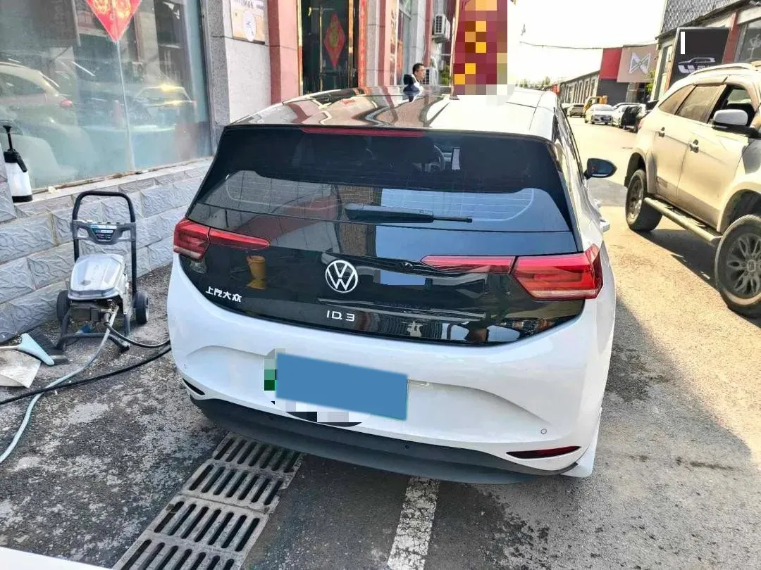 2025 Volkswagen ID.3 BEV 52.8KWH,autocango,china used car exporter,china ev exporter,chinese used car exporter,chinese used ev exporter