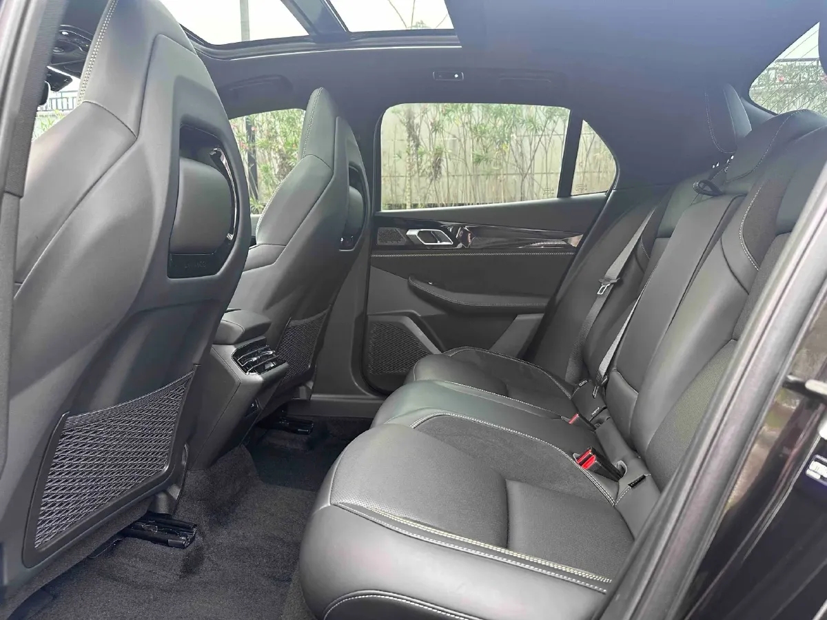 2023 LYNK&CO 03 2.0T 254HP L4 7DCT,autocango,china used car exporter,china ev exporter,chinese used car exporter,chinese used ev exporter