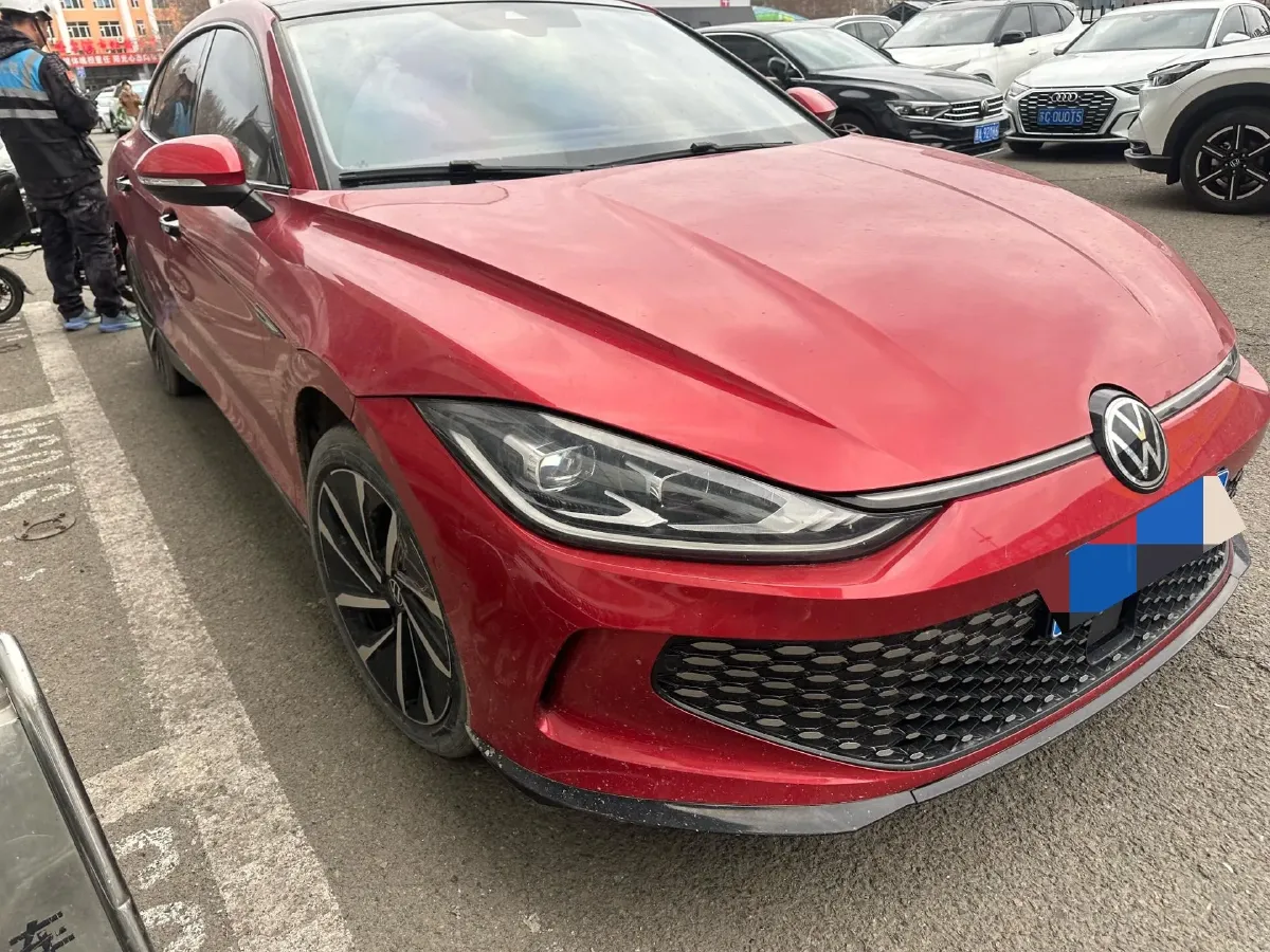 2022 Skoda Superb 2.0T 186HP L4 7DCT,autocango,china used car exporter,china ev exporter,chinese used car exporter,chinese used ev exporter