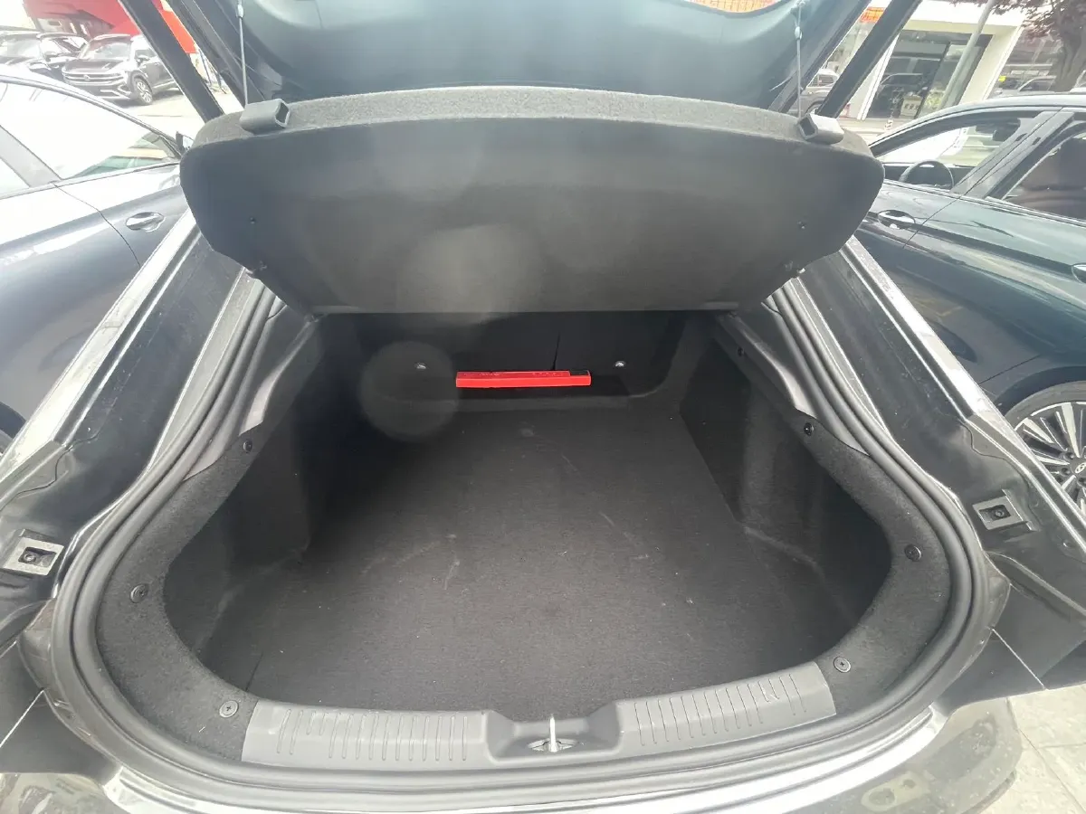 2023 ChangAn UNI-V 1.5T 188HP L4 7DCT,autocango,china used car exporter,china ev exporter,chinese used car exporter,chinese used ev exporter