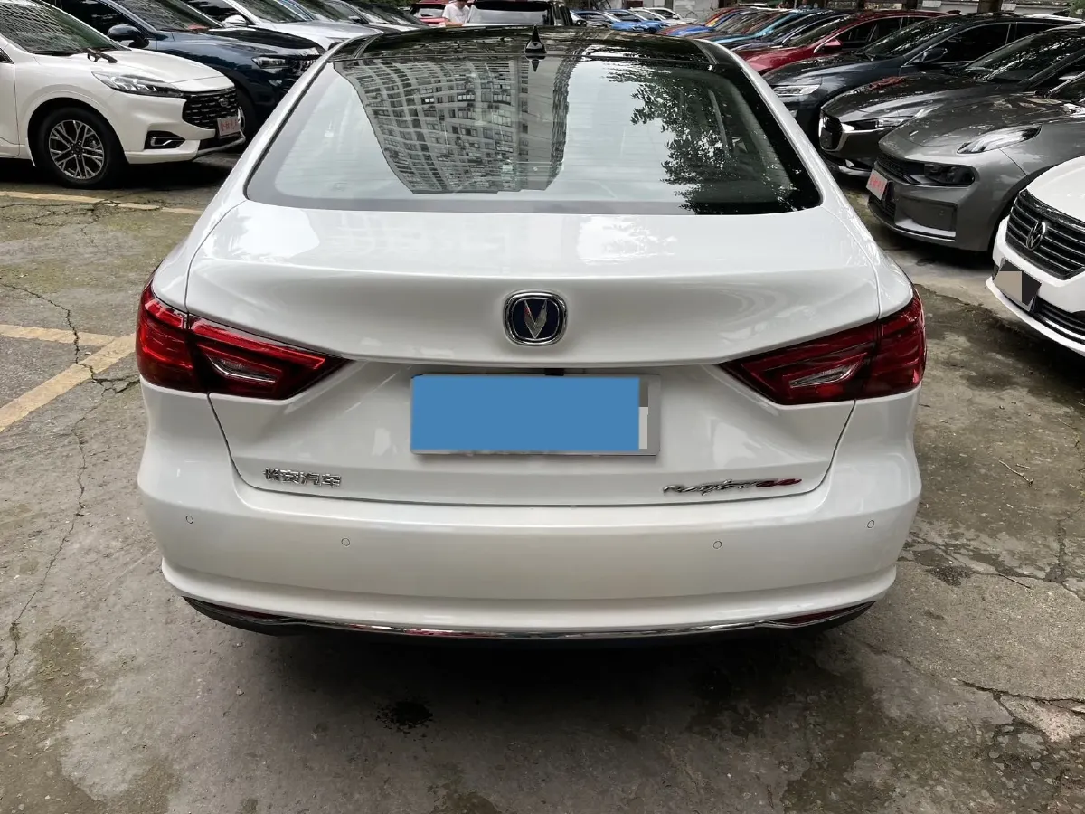 2019 ChangAn Raeton CC 1.5T 156HP L4 6AT,autocango,china used car exporter,china ev exporter,chinese used car exporter,chinese used ev exporter