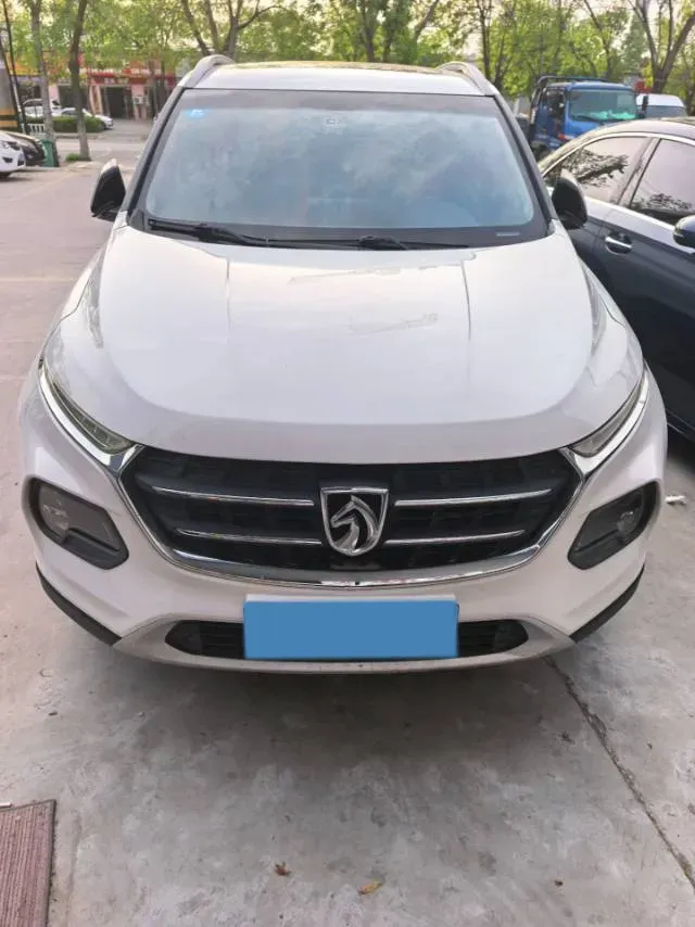 2017 BaoJun 510 1.5L 112HP L4 6MT,autocango,china used car exporter,china ev exporter,chinese used car exporter,chinese used ev exporter