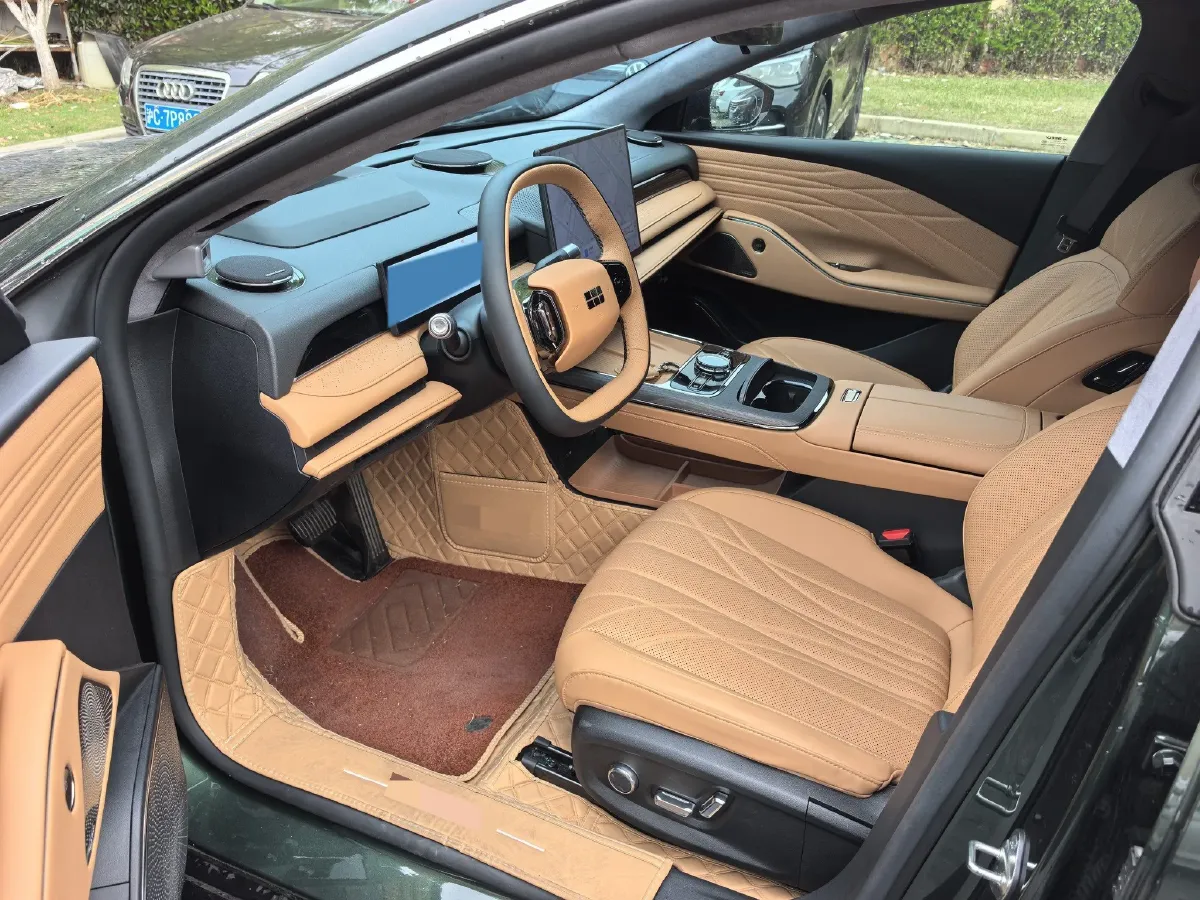 2025 Geely Galaxy Starshine 8 1.5T 163HP L4 3DHT PHEV 27.69KWH,autocango,china used car exporter,china ev exporter,chinese used car exporter,chinese used ev exporter