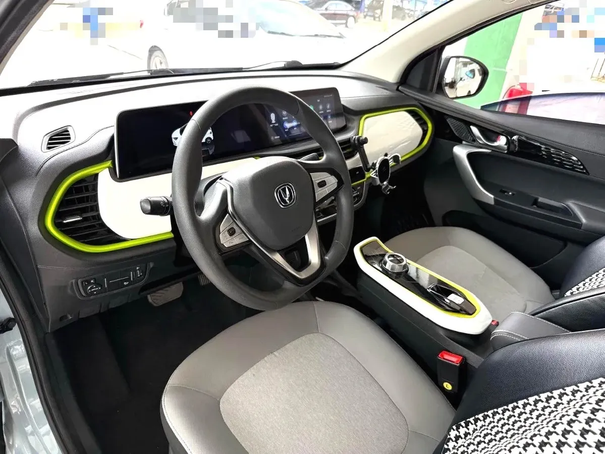 2020 ChangAn BenBen E-Star BEV 32.2KWH,autocango,china used car exporter,china ev exporter,chinese used car exporter,chinese used ev exporter