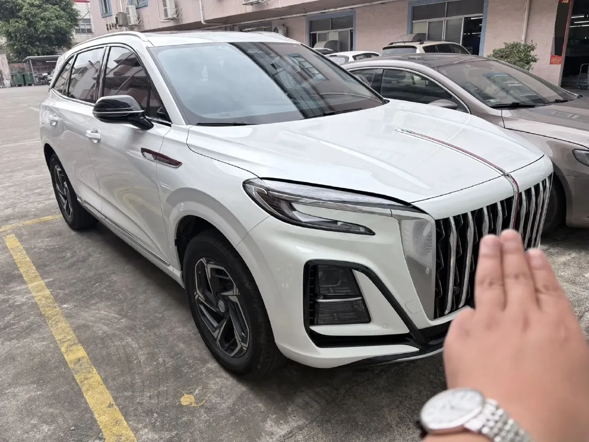 2024 HongQi HS3 1.5T 169HP L4 7DCT,autocango,china used car exporter,china ev exporter,chinese used car exporter,chinese used ev exporter