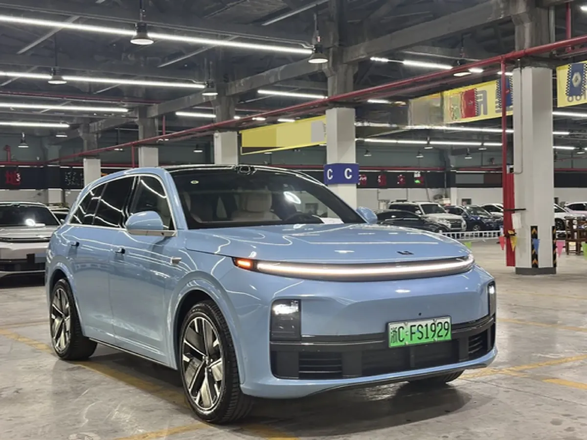 2025 Li L7 Range Extended 154HP REEV,autocango,china used car exporter,china ev exporter,chinese used car exporter,chinese used ev exporter