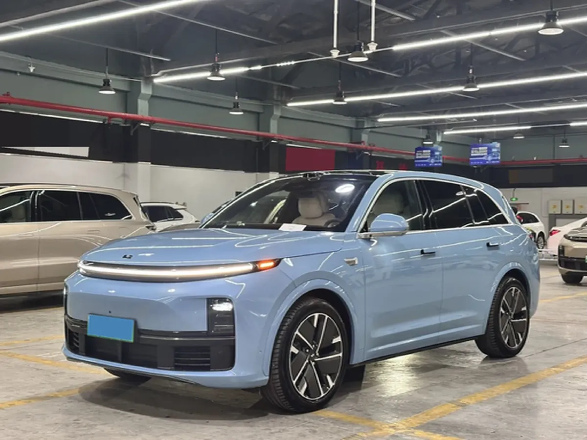 2025 Li L7 Range Extended 154HP REEV,autocango,china used car exporter,china ev exporter,chinese used car exporter,chinese used ev exporter
