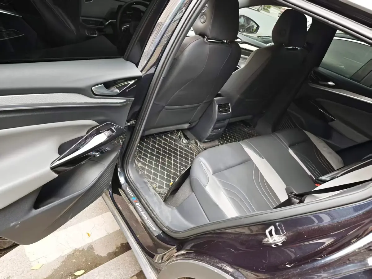 2022 Neta S Range Extended 231HP REEV 43.51KWH,autocango,china used car exporter,china ev exporter,chinese used car exporter,chinese used ev exporter