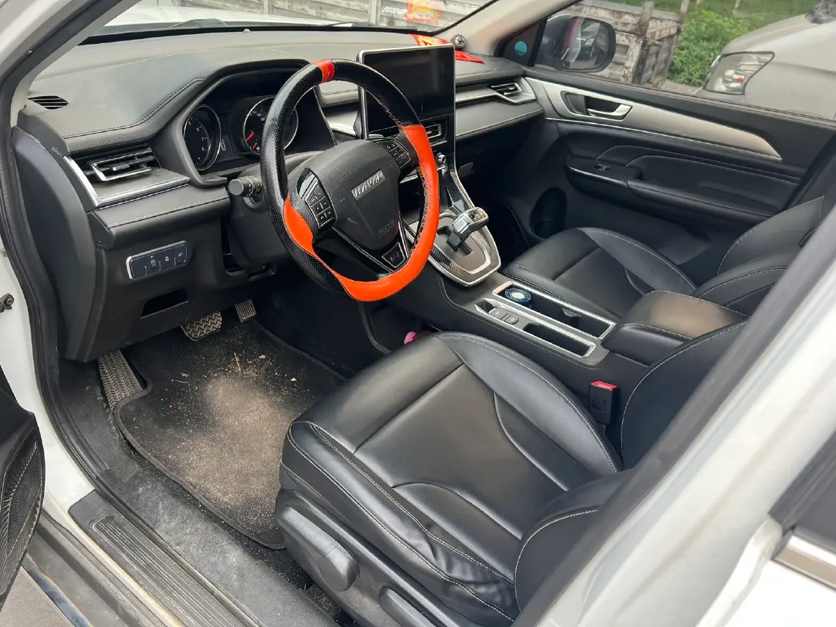 2021 Haval M6 1.5T 150HP L4 7DCT,autocango,china used car exporter,china ev exporter,chinese used car exporter,chinese used ev exporter