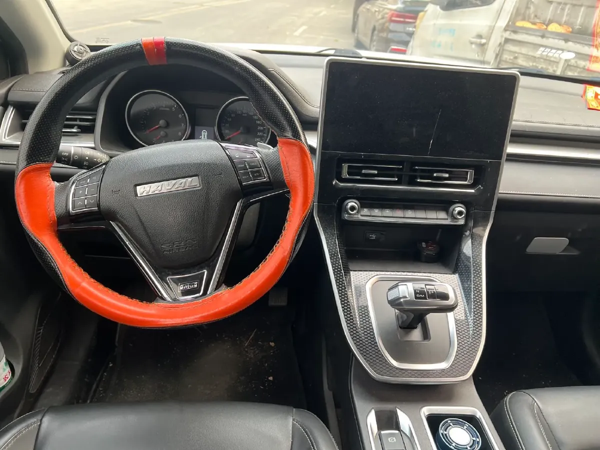 2021 Haval M6 1.5T 150HP L4 7DCT,autocango,china used car exporter,china ev exporter,chinese used car exporter,chinese used ev exporter