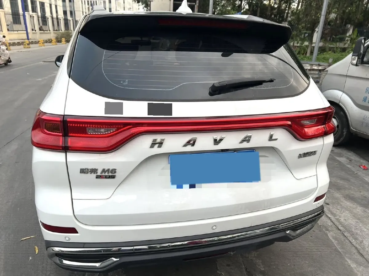 2021 Haval M6 1.5T 150HP L4 7DCT,autocango,china used car exporter,china ev exporter,chinese used car exporter,chinese used ev exporter