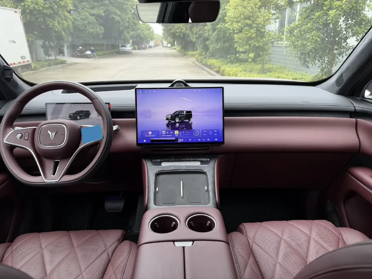 2026 Voyah 9L 1.5T 150HP L4 PHEV,autocango,china used car exporter,china ev exporter,chinese used car exporter,chinese used ev exporter