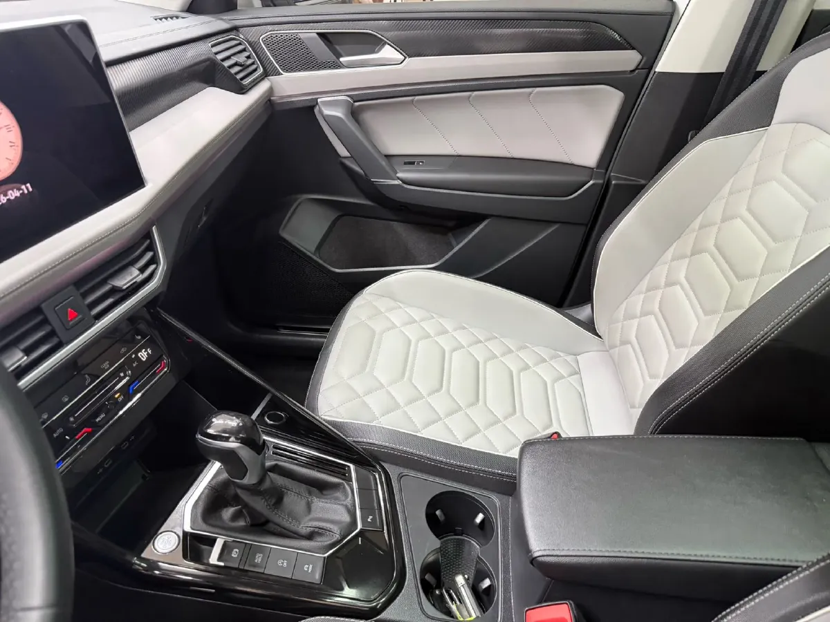 2023 Volkswagen Tayron 1.4T 150HP L4 7DCT,autocango,china used car exporter,china ev exporter,chinese used car exporter,chinese used ev exporter