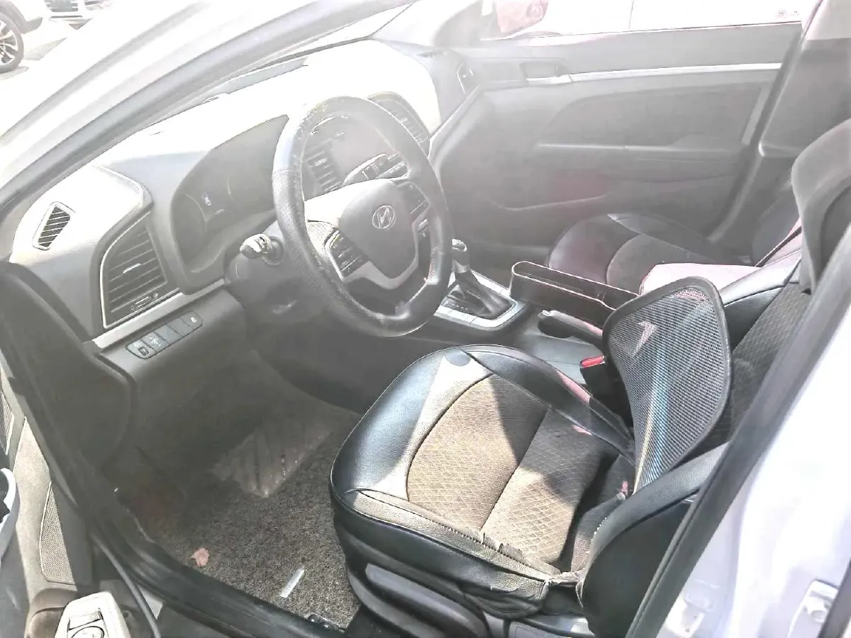 2016 Hyundai Elantra 1.6L 130HP L4 6AT,autocango,china used car exporter,china ev exporter,chinese used car exporter,chinese used ev exporter