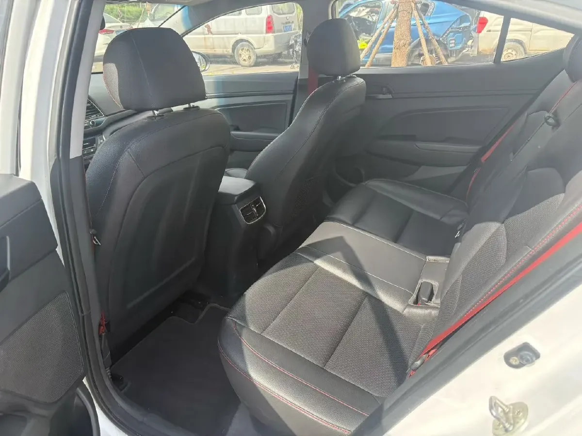 2016 Hyundai Elantra 1.4T 130HP L4 7DCT,autocango,china used car exporter,china ev exporter,chinese used car exporter,chinese used ev exporter