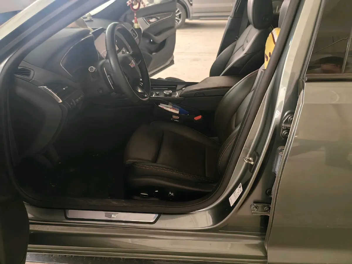 2023 Cadillac CT5 2.0T 237HP L4 10AT,autocango,china used car exporter,china ev exporter,chinese used car exporter,chinese used ev exporter