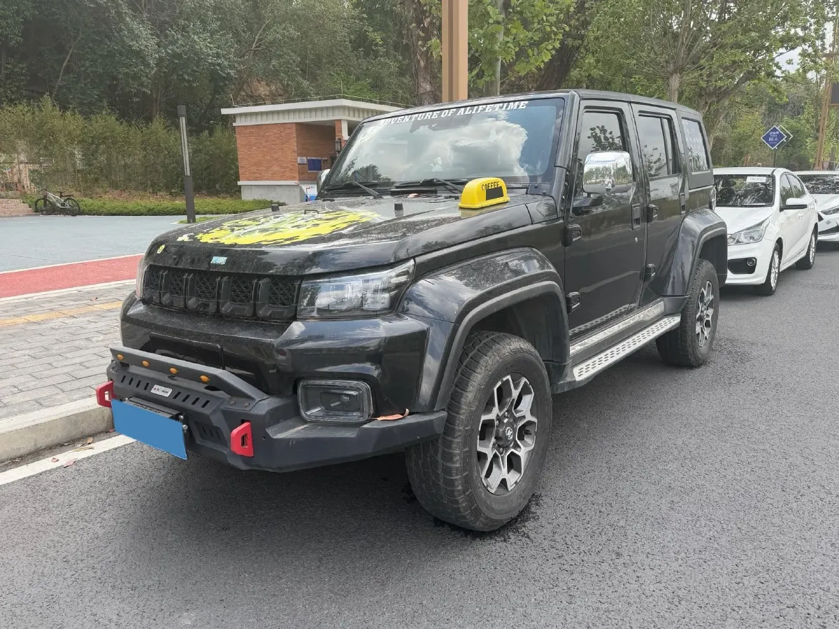 2018 Beijing BJ40 2.3T 250HP L4 6AT,autocango,china used car exporter,china ev exporter,chinese used car exporter,chinese used ev exporter