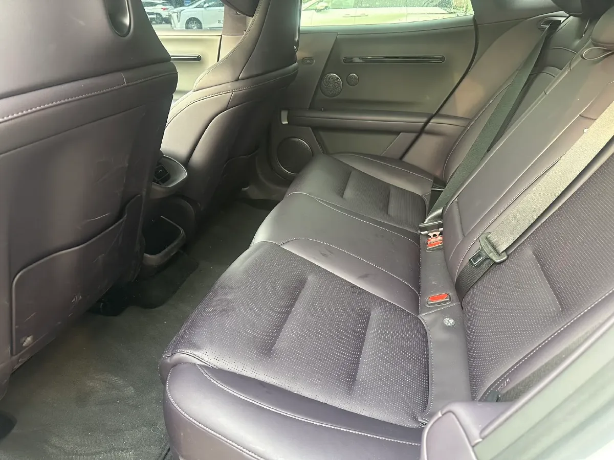 2025 Avatr 06 BEV,autocango,china used car exporter,china ev exporter,chinese used car exporter,chinese used ev exporter