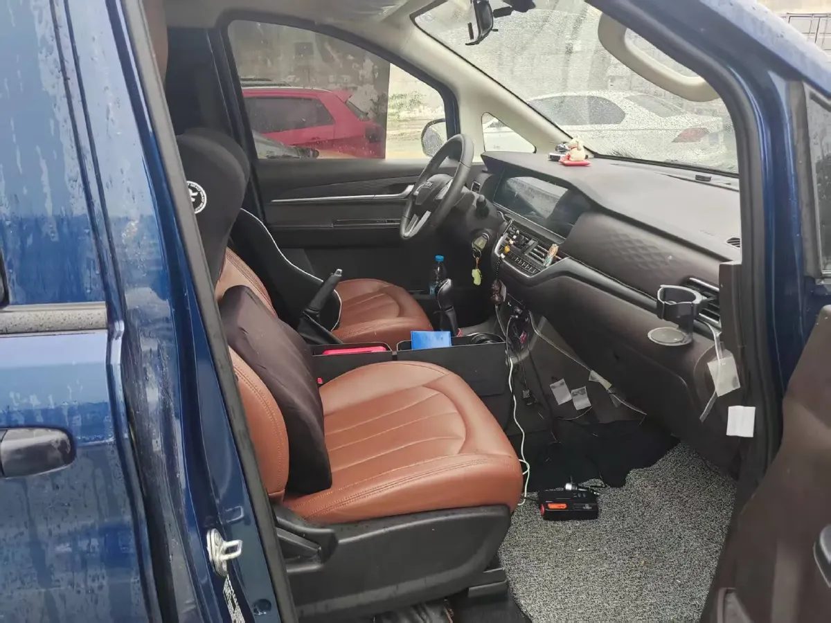 2025 BAW RuiSheng Trump M7 1.6L 124HP L4 5MT,autocango,china used car exporter,china ev exporter,chinese used car exporter,chinese used ev exporter