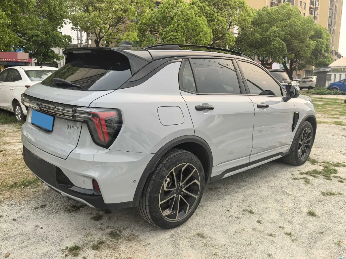 2022 Isuzu Mu-X 2.0T 220HP L4 8AT,autocango,china used car exporter,china ev exporter,chinese used car exporter,chinese used ev exporter