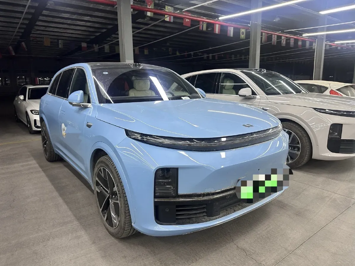 2024 Li L8 Range Extended 154HP REEV 52.3KWH,autocango,china used car exporter,china ev exporter,chinese used car exporter,chinese used ev exporter