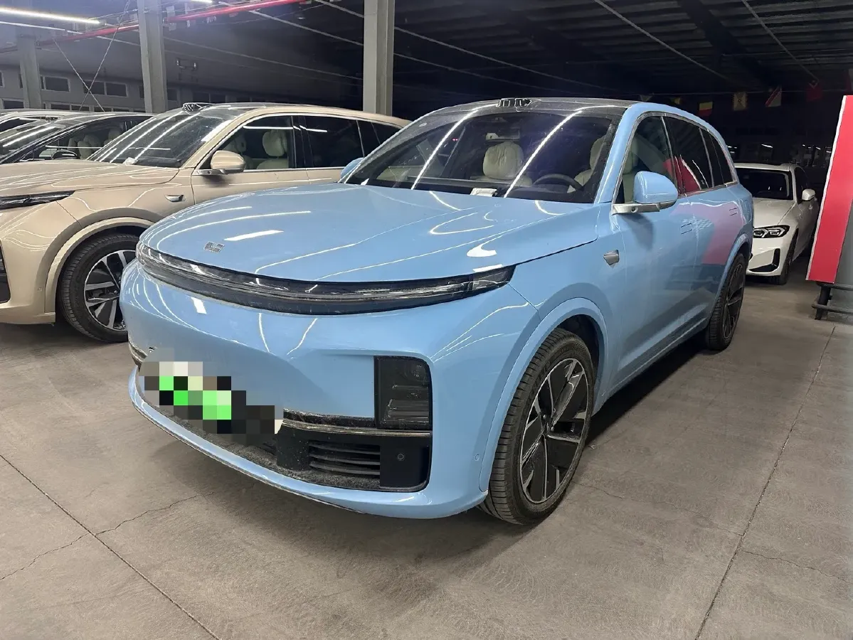 2024 Li L8 Range Extended 154HP REEV 52.3KWH,autocango,china used car exporter,china ev exporter,chinese used car exporter,chinese used ev exporter