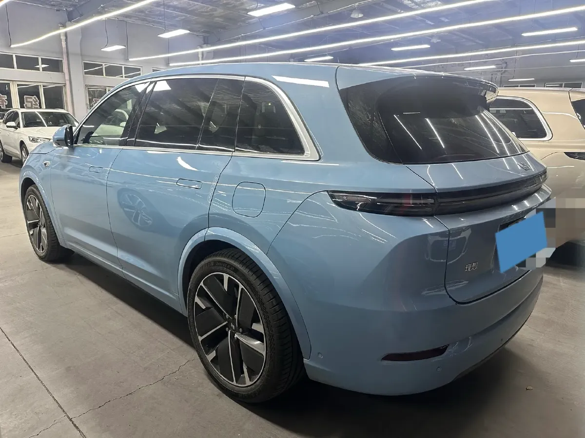 2024 Li L8 Range Extended 154HP REEV 52.3KWH,autocango,china used car exporter,china ev exporter,chinese used car exporter,chinese used ev exporter