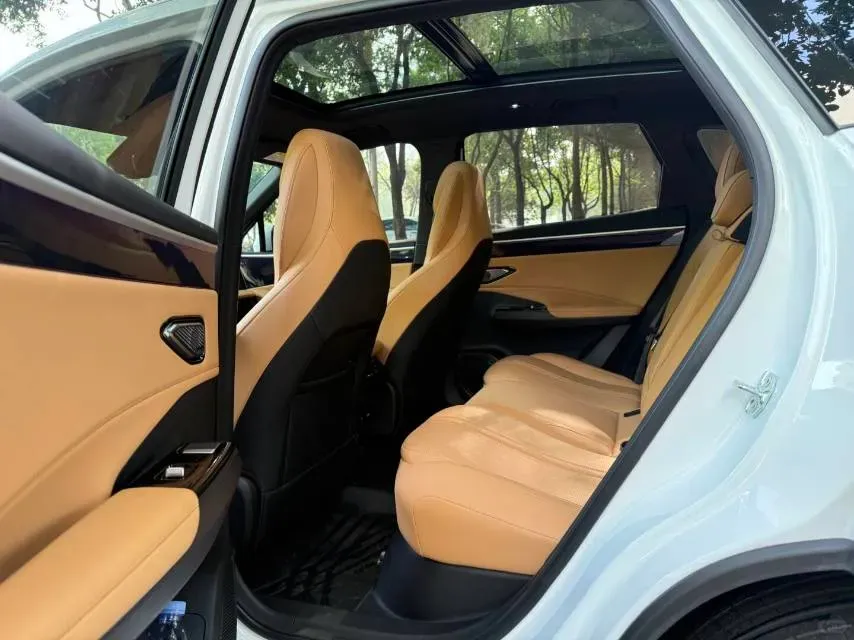 2024 Geely Galaxy L7 1.5T 163HP L4 3DHT PHEV 18.7KWH,autocango,china used car exporter,china ev exporter,chinese used car exporter,chinese used ev exporter