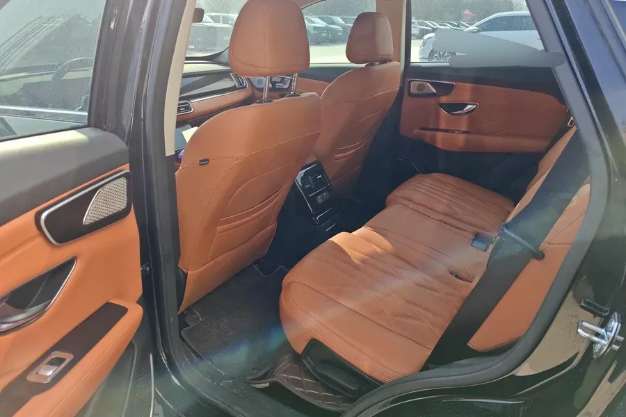 2024 Jetour X90 1.6T 197HP L4 7DCT,autocango,china used car exporter,china ev exporter,chinese used car exporter,chinese used ev exporter