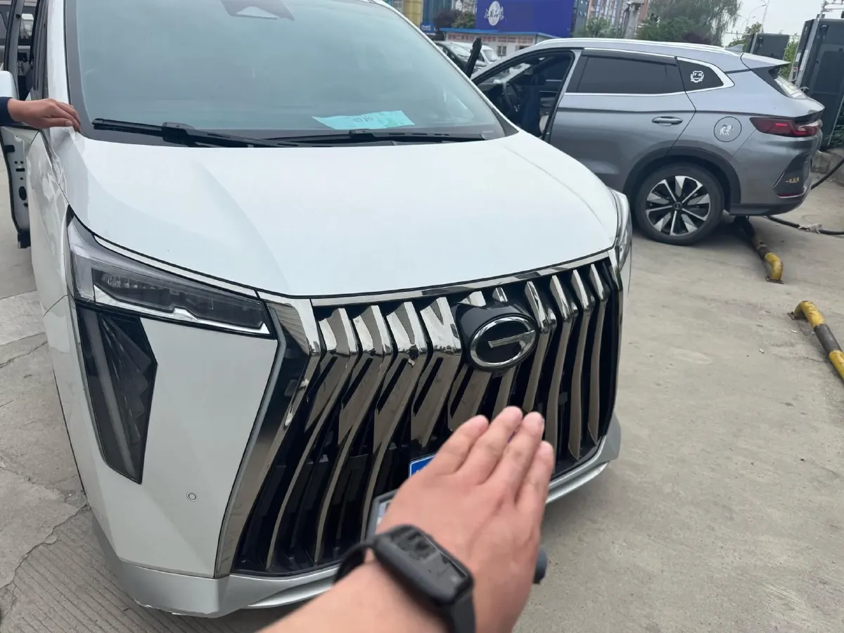 2023 GAC Trumpchi M8 2.0T 252HP L4 8AT,autocango,china used car exporter,china ev exporter,chinese used car exporter,chinese used ev exporter