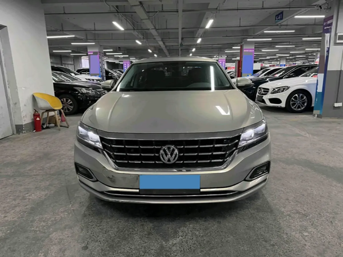 2019 Skoda Kodiak 2.0T 186HP L4 7DCT,autocango,china used car exporter,china ev exporter,chinese used car exporter,chinese used ev exporter