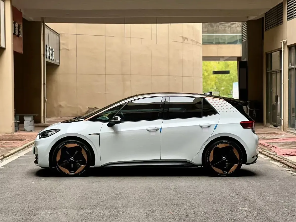 2022 Volkswagen ID.3 BEV 57.3KWH,autocango,china used car exporter,china ev exporter,chinese used car exporter,chinese used ev exporter