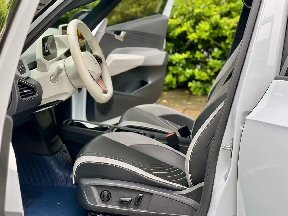 2022 Volkswagen ID.3 BEV 57.3KWH,autocango,china used car exporter,china ev exporter,chinese used car exporter,chinese used ev exporter