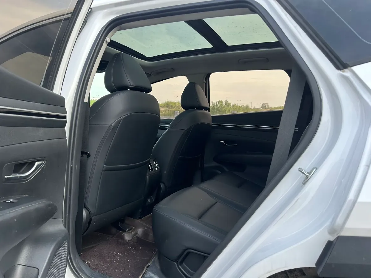 2021 Hyundai Tucson 1.5T 200HP L4 7DCT,autocango,china used car exporter,china ev exporter,chinese used car exporter,chinese used ev exporter