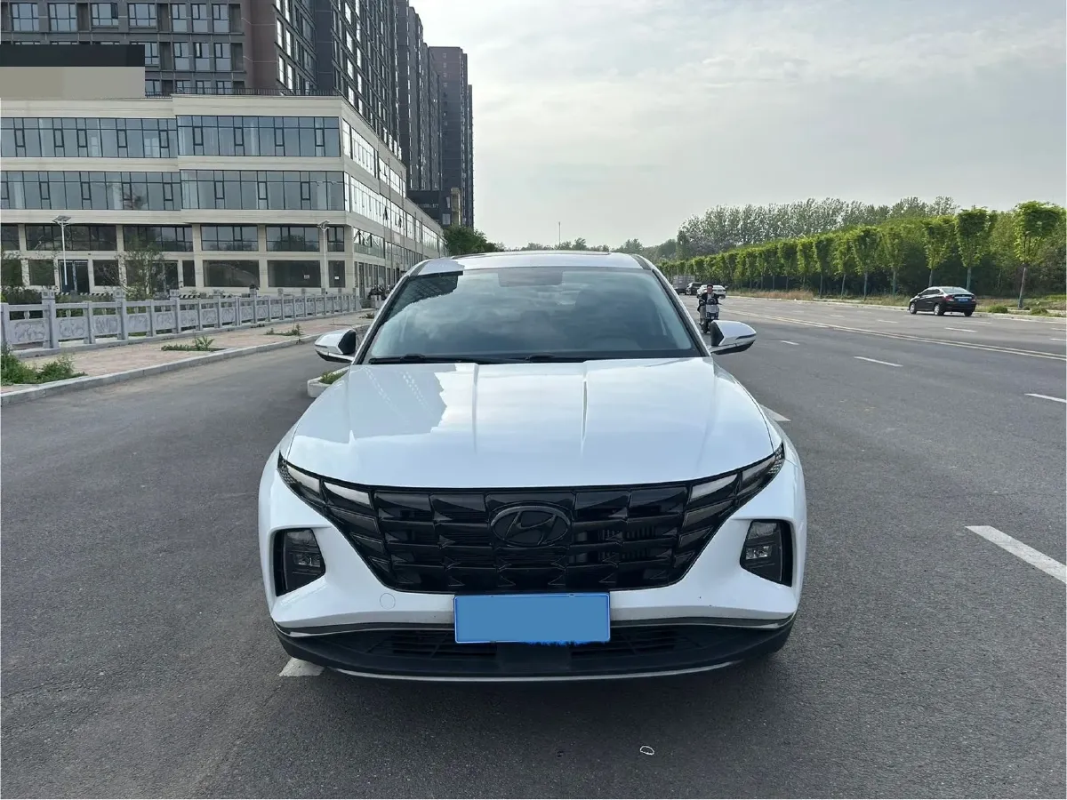 2021 Hyundai Tucson 1.5T 200HP L4 7DCT,autocango,china used car exporter,china ev exporter,chinese used car exporter,chinese used ev exporter